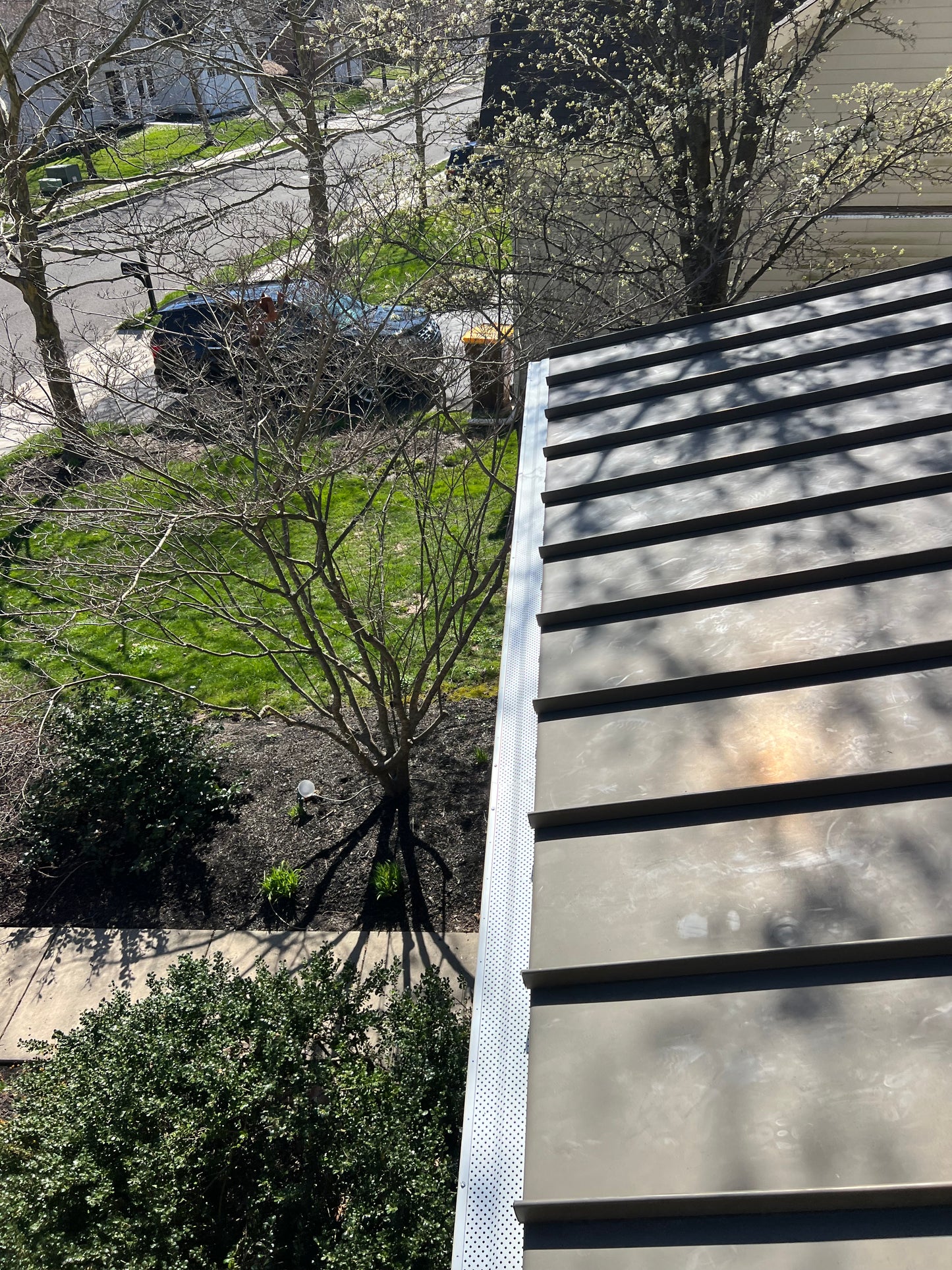 Aluminum Gutter Guard installation